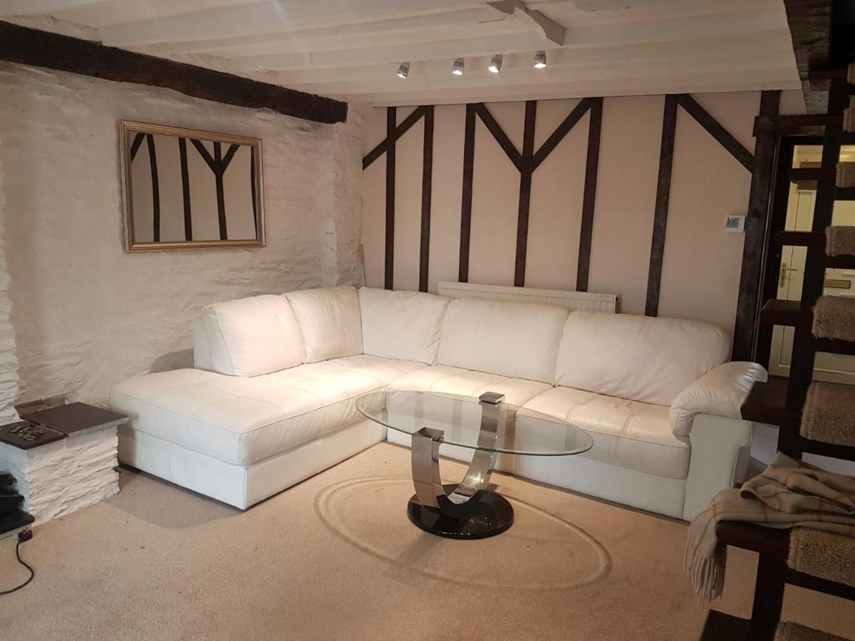 Crown House Villa Llansanffraid Glan Conwy ภายนอก รูปภาพ