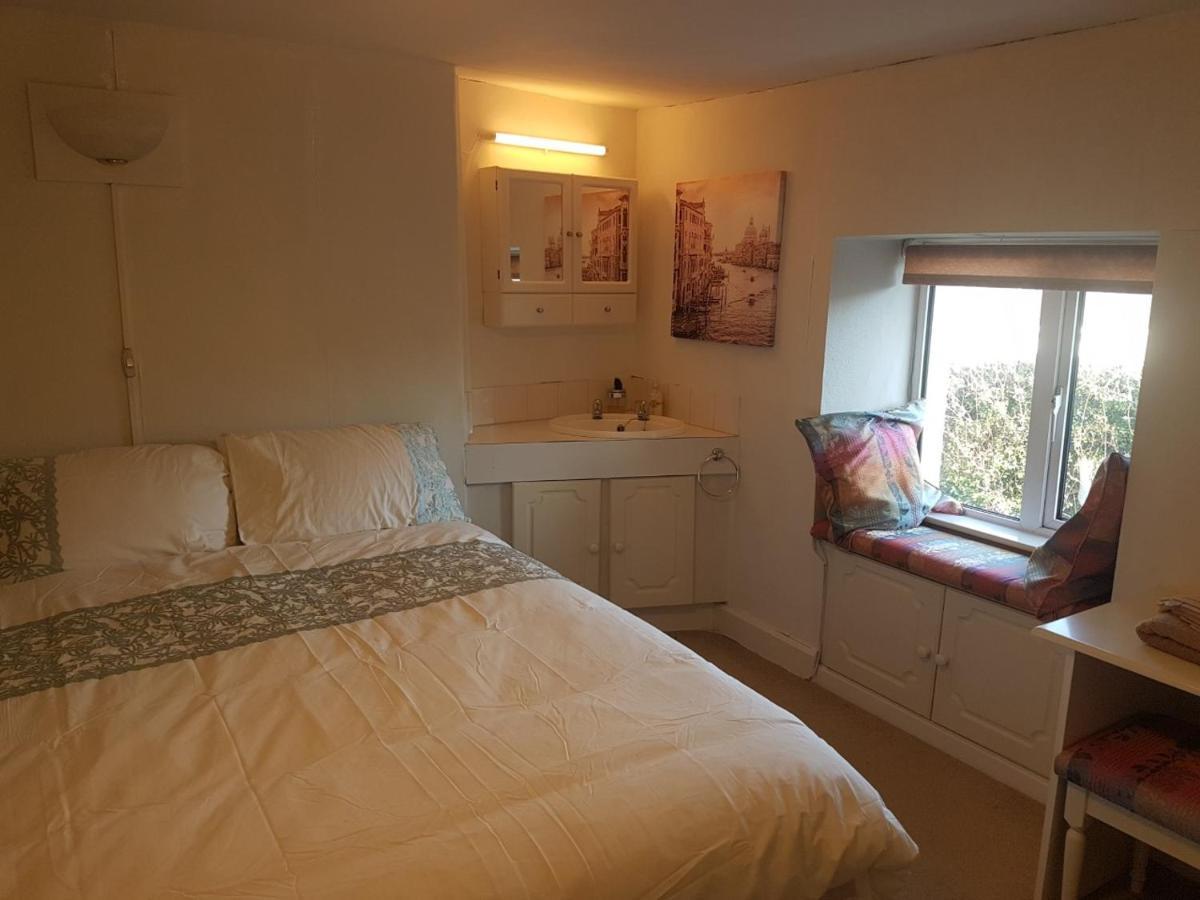 Crown House Villa Llansanffraid Glan Conwy ภายนอก รูปภาพ