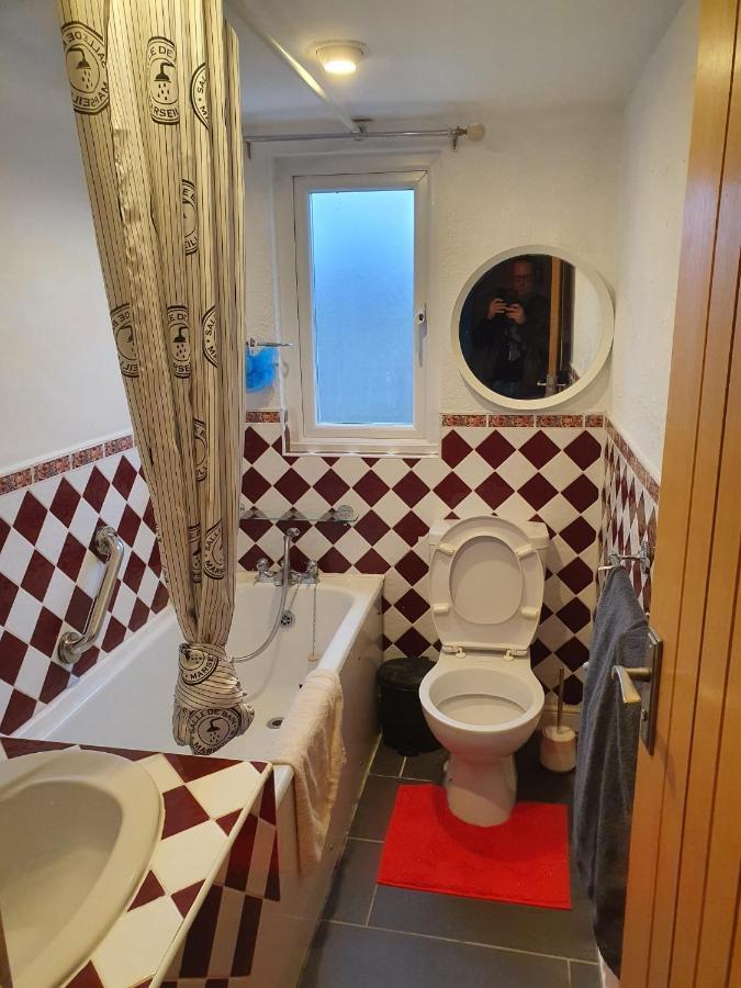 Crown House Villa Llansanffraid Glan Conwy ภายนอก รูปภาพ