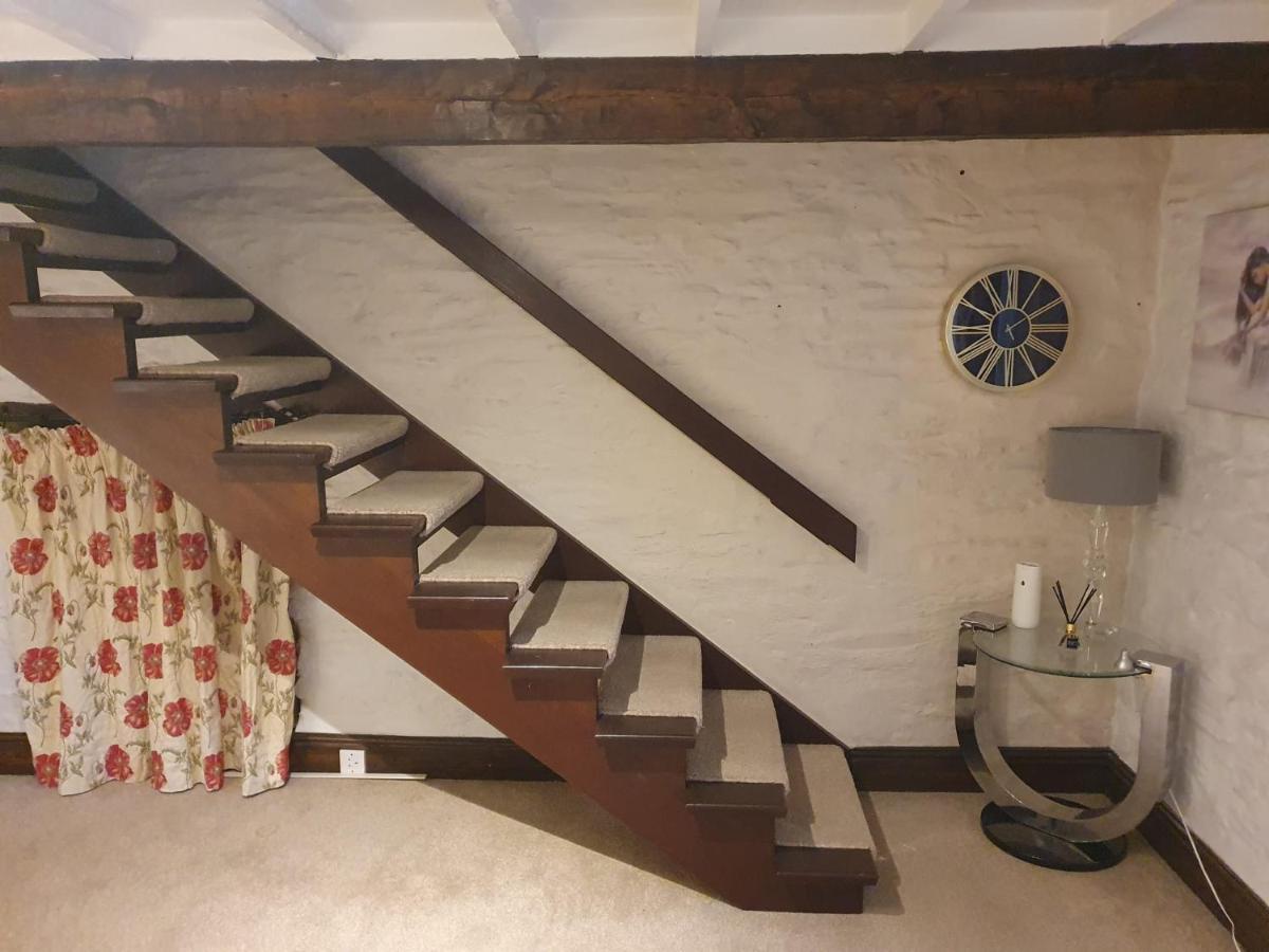 Crown House Villa Llansanffraid Glan Conwy ภายนอก รูปภาพ